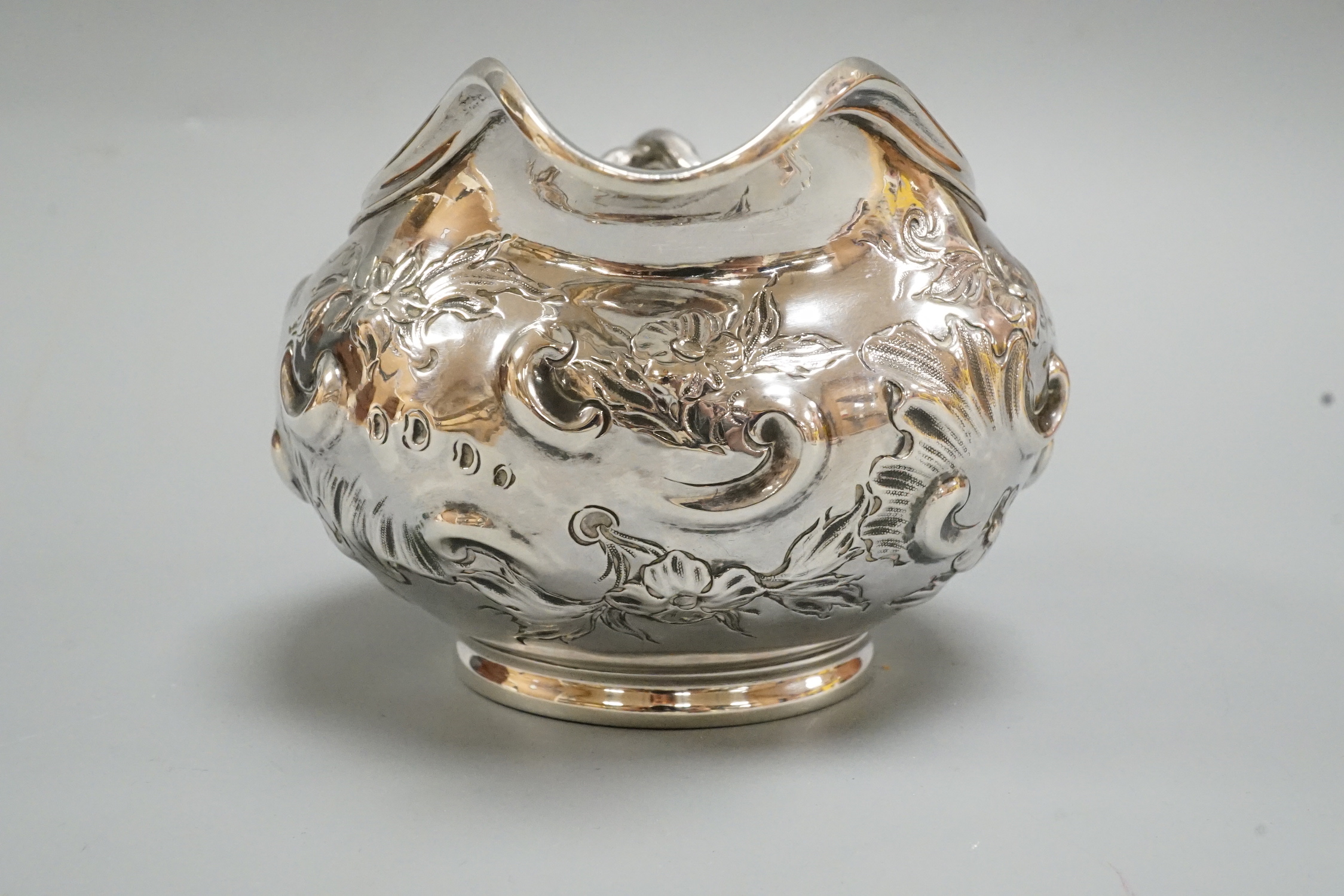 An early Victorian silver cream jug, by Charles & George Fox, London, 1844, length 14.1cm, 6.2oz.